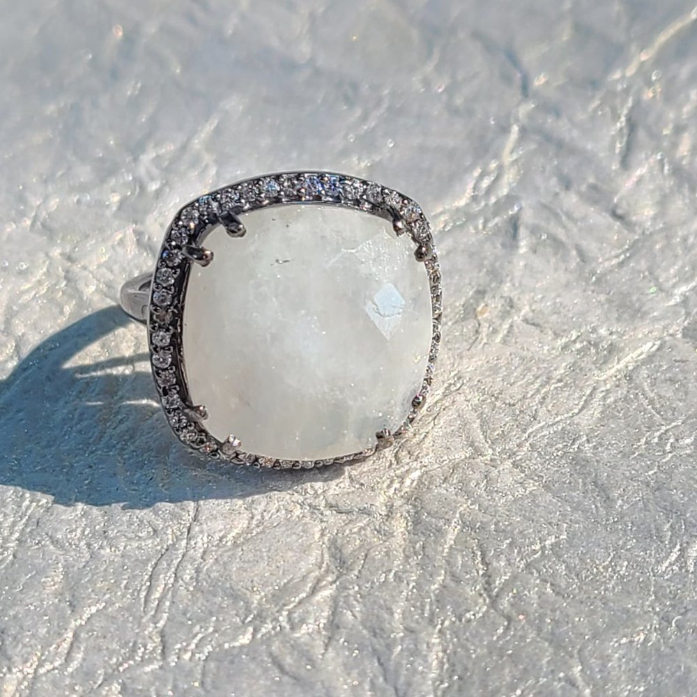 Moonstone Ring Size 8-Sterling Silver Oxidized -Birthday stone-Gift - Picture 13 of 14